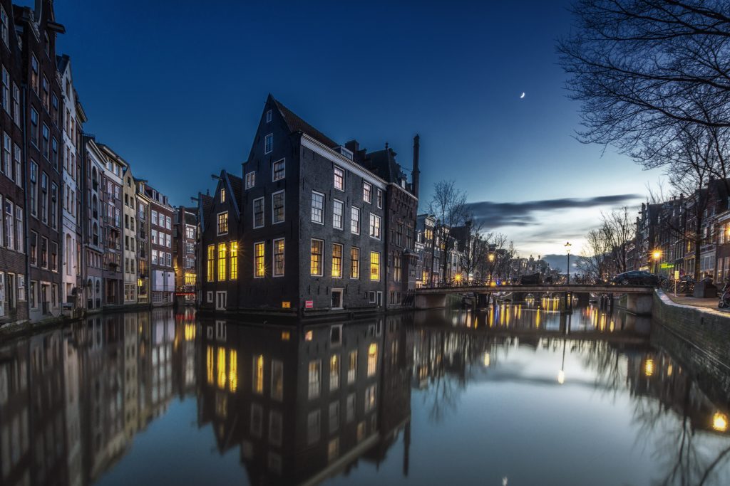 amsterdam-1-van-1-13-january-2016
